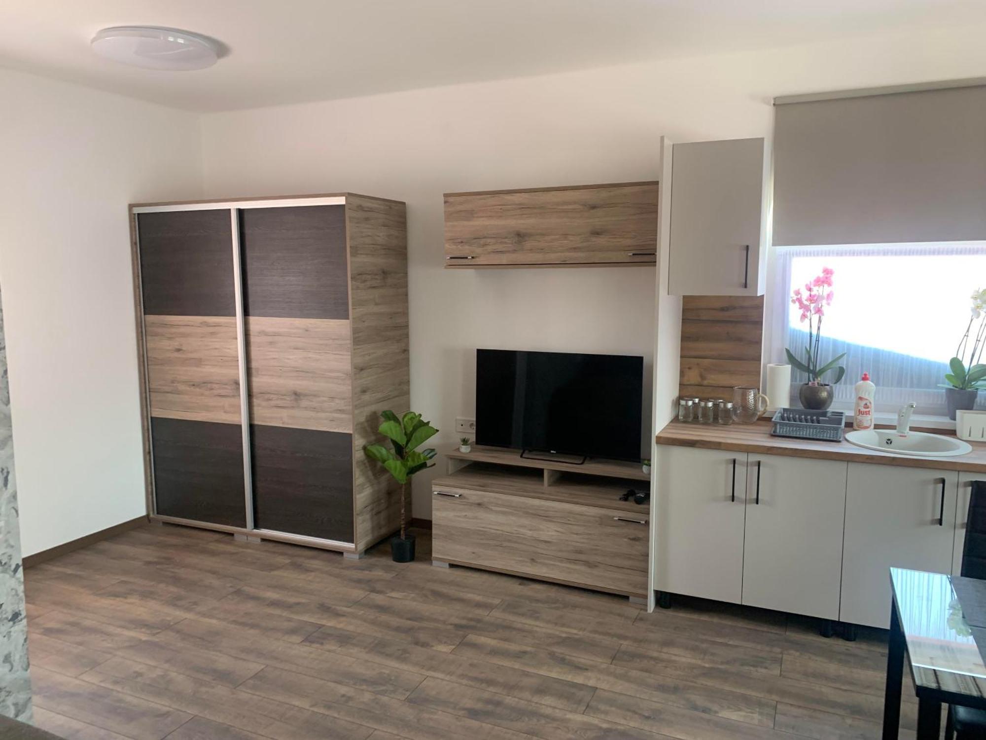 Agora Apartman Хайдусобосло Экстерьер фото